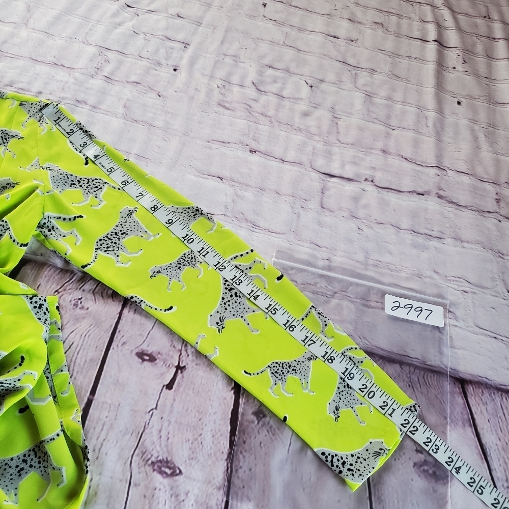 Ann Taylor Wrap Long Sleeves Blouse Cheetah Lime Green Hi-lo Pullover Size XS - Picture 11 of 11